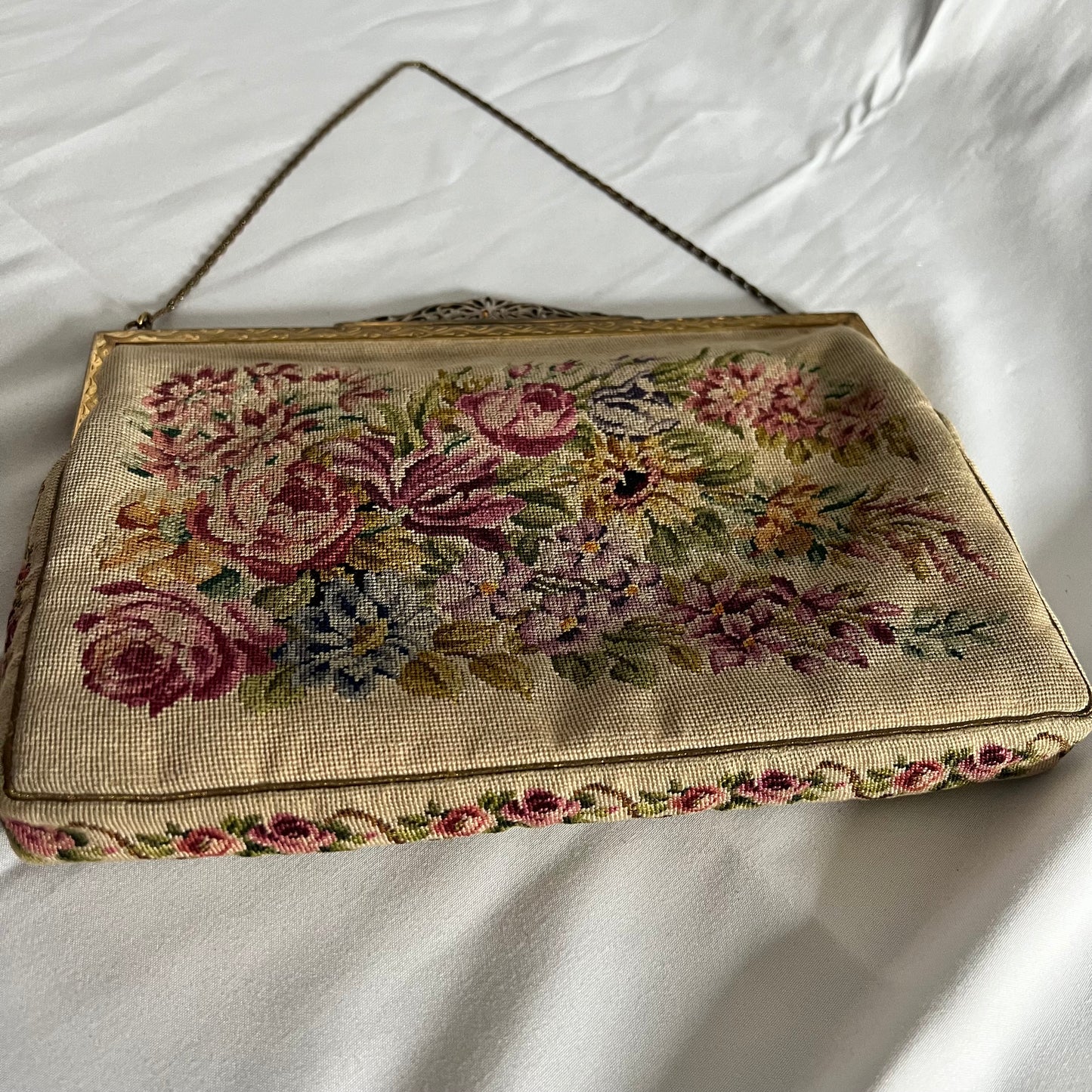 Vintage Needlepoint Floral Purse